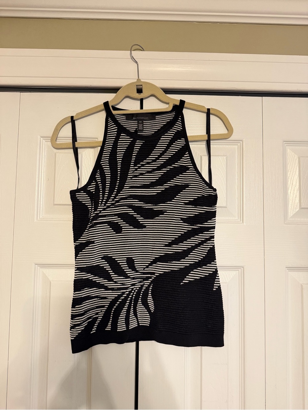 White House Black Market Black and White fashion Tank